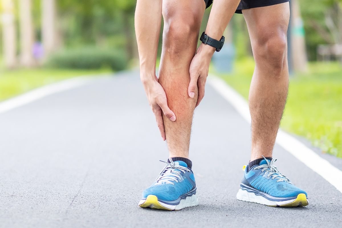 How To Ease The Pain Of Shin Splints (The Best Exercises)